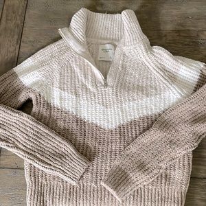Abercrombie womens M sweater